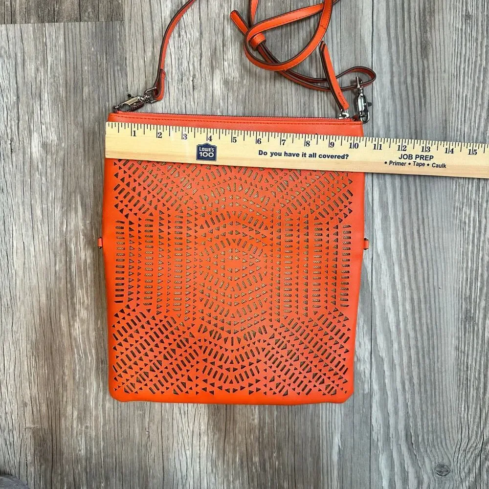 Stella & Dot Waverly Petite Crossbody Fresh‎ Orange Linen Clutch Vegan Leather